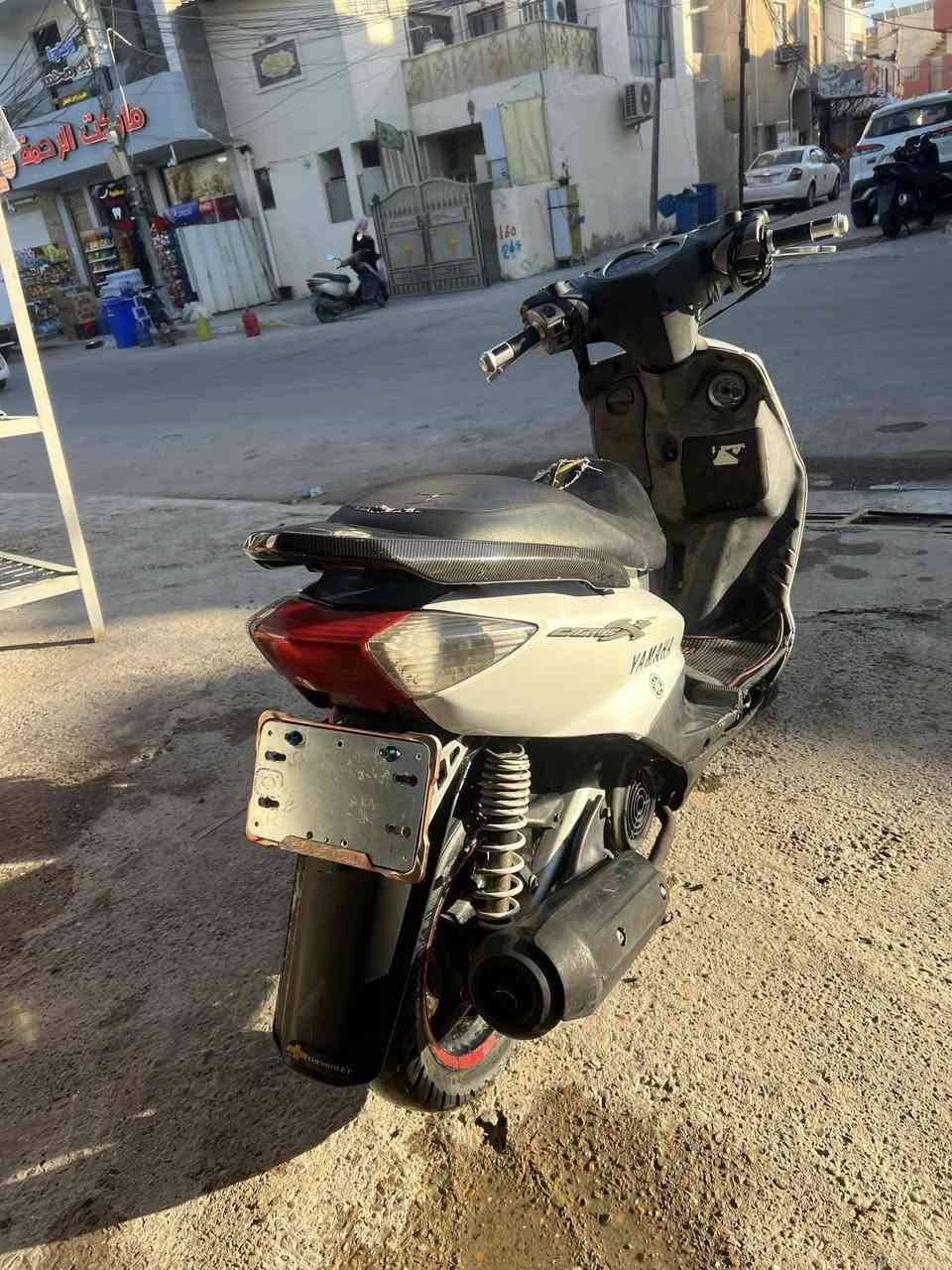 السلام عليكم سكنس نثيه ياباني 110 استانت حساس للبيع
دراجه كامله مكمله سلف هندر مكينه بلاد ناعمه 
اوراق مال معرض موجوده من منزله دراجه كامله ماعده بجم مالتهه تعبان وبي كسر فقط غيرهه كلشي مابيهه وخير من الله 
بيهه كم قطعه تزويد اصلي بيهه ثلاث قطع كاربون اليف حقيقي اول منزلت يعني سبايدر وترايش كاربون بيهه سلف رياضي كلجات رياضي أصليات فج وصينيه NCY يدات رياضي بيهه 
المكان بغداد الكريعات او اعضميه اي استفسار
 اكثر عل رقم *********** 
ملاحضه القاعده مال رقم الخلفيه مو ويه الدراجه 👍
