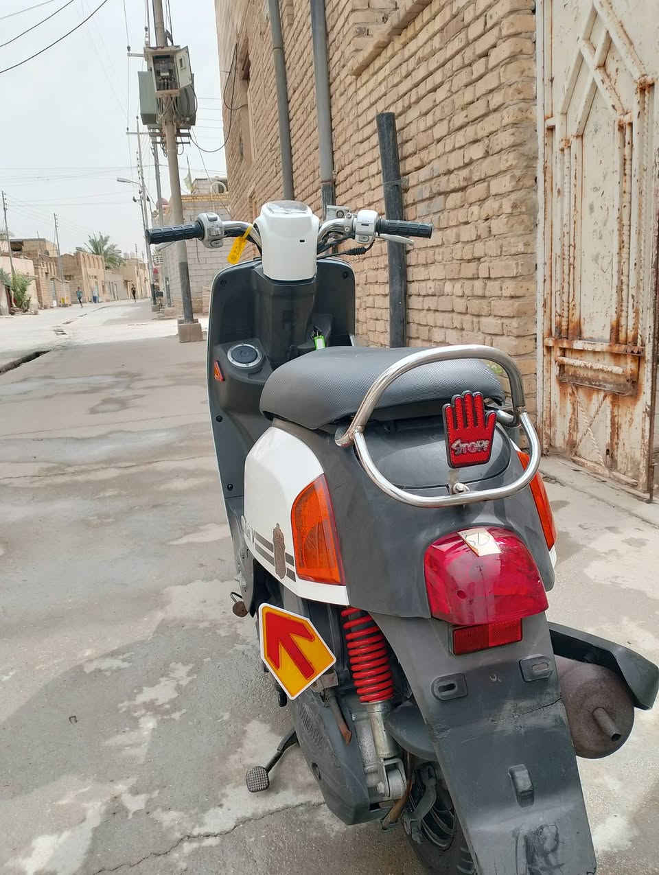 دراجة للبيع بوليس مال رنبه صايلي عشره أيام من خذيته ولي شراي يجي خاص بيه خير ودلل عنون سوق الشيوخ *********** السعر خاص انضف من الصورة
