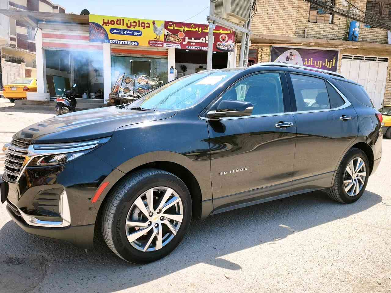 🚘 للبيع شفروليه كوينكس Premier AWD موديل 2022 🚘
⭐ أعلى فئة (فل أوبشن) ⭐
🎨 اللون: أسود

✅ محرك 1500 تيربو اقتصادي وقوي
✅ دفع رباعي AWD
✅ تشغيل بصمة وستارت
✅ دخول ذكي بدون مفتاح
✅ تشغيل عن بعد (Remote Start)
✅ كاميرات محيطية 360 درجة
✅ حساسات أمامية وخلفية
✅ رادار أمامي
✅ مثبت سرعة ذكي
✅ نظام المحافظة على المسار
✅ تحذير مغادرة المسار
✅ تنبيه الاصطدام الأمامي
✅ فرملة طوارئ أوتوماتيكية
✅ تنبيه النقطة العمياء
✅ تنبيه حركة المرور الخلفية
✅ فتحة سقف
✅ مقاعد جلد فاخرة
✅ تبريد وتسخين للمقاعد الأمامية
✅ تحكم كهربائي بالمقاعد
✅ شاشة كبيرة مع Apple CarPlay و Android Auto
✅ شاحن لاسلكي للموبايل
✅ شاشة معلومات ملونة بالعداد
✅ باب خلفي كهربائي
✅ مرايا كهربائية مع تدفئة
✅ إنارة LED كاملة
✅ جنوط رياضية أصلية
✅ نظام مراقبة ضغط الإطارات
✅ وسائد هوائية متعددة وأنظمة أمان متكاملة
تبريد قطعتين 
رقم كربلاء 

📌 حالة السيارة:
وارد امريكي 
🔹 سيارة نظيفة جداً واستعمال بيت 

سيارة فل مواصفات جاهزة للفحص بأي مكان وللجادين فقط.

📞 للاستفسار والمشاهدة التواصل على الخاص أو الهاتف.
***********
