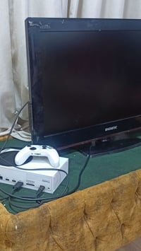 للبيع مع الابلازمه السعر 450 07709996284