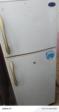 ثلاجه • للبيع