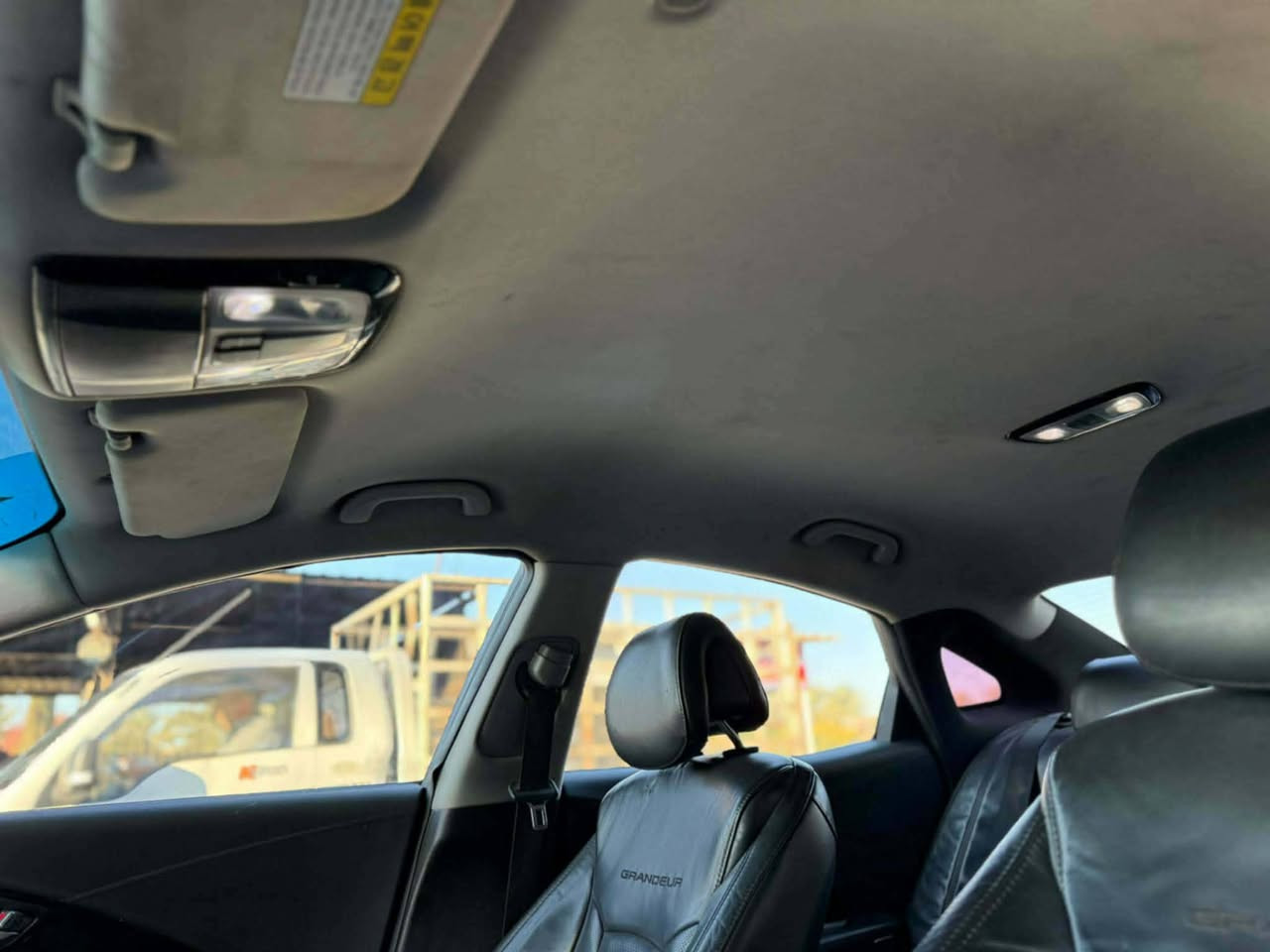 ازيرا 2016 غاز سياره فول عدا البنراما كشنات كهربائي مساج بصمه حساسات امامي خلفي سياره كارتون سياره ادوات كصه جنطه السعر 48 بيه مجال قليل حك الجيه لاستفسار ‏‪***********
