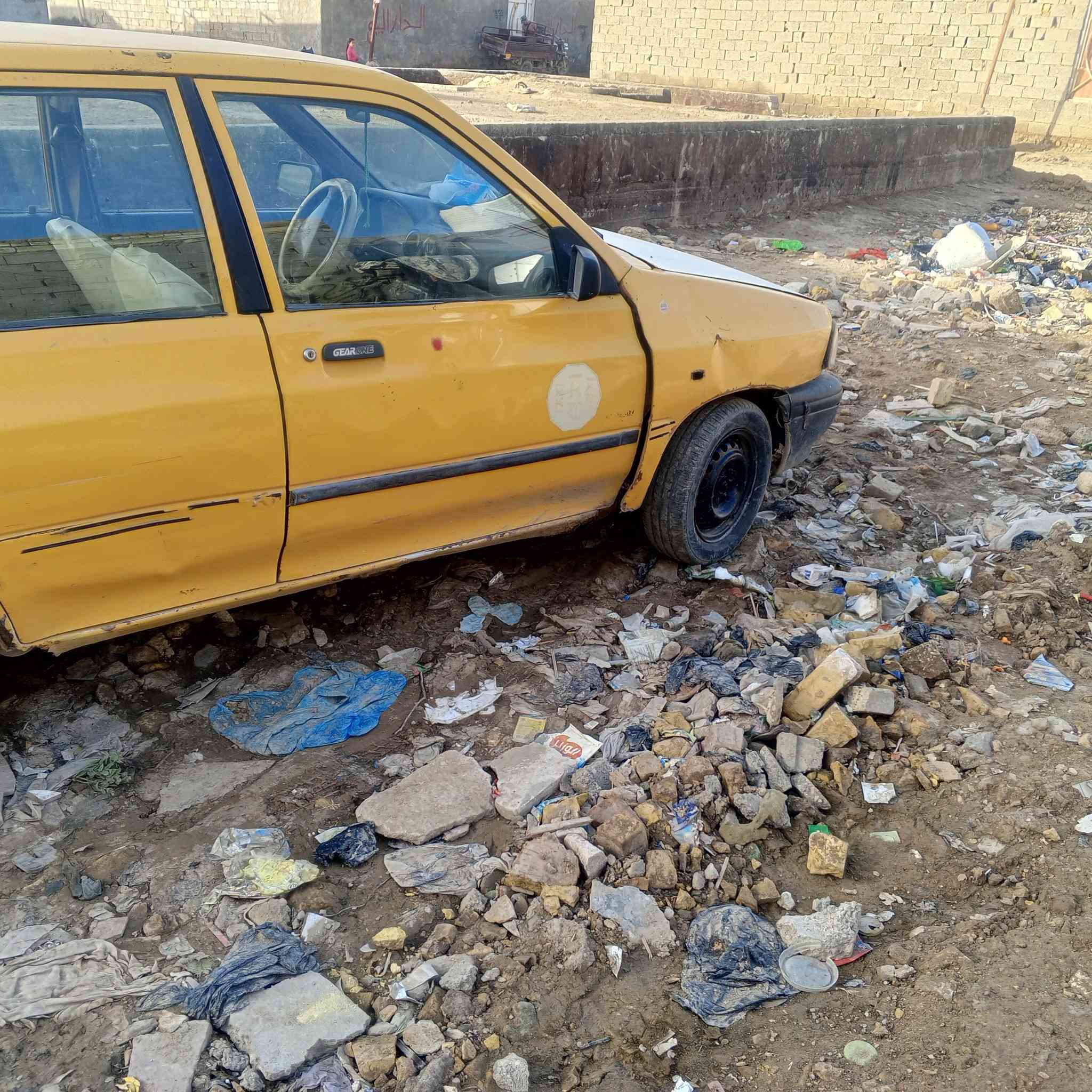 سلام عليكم اعيد النشر بسبب الوعود الكاذبة سايبه للبيع  موديل. 12. سنويه صاقطه بل 21  اسياره جاهزه  يرادلله ترتيبات مكينه كيره خير من الله كهراباىياته تخم تاير حداديته خير من الله البدي شوف العين بيه لوحه ضايعه  ابيع بدون اتكفله سرقه اوعشاير السياره كبل لشارع البريد يستغل بيه سعره. اب. 7 ورقات اوبيه مجال العنوان الدوانيه محافظة القادسيه. الستفسار.  رقم الموبايل  ***********. رقم الاسيه. ***********
