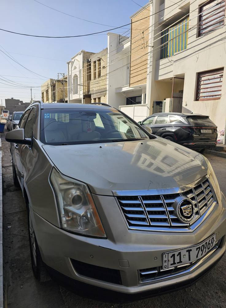 كاديلاك srx موديل 2016 مميزه جداً قمة الفخامة لون ذهبي شمباني  مميز
 فحص كامل فل اوبشن 
ناقل الحركة أوتوماتيكي بـ 6 سرعات 
سقف بانوراما مع فتحة ثلاث حركات 
كراسي كهرباء جلد 
 باب الصندوق الخلفي كهرباء 
نظام اناره ترحيبية مع نظام تشغيل عن بعد
 نظام للقيادة(Snow + Sport) 
نظام صوتي أصلي Bose مع   +  Sub-Hoover  
شاشة كبيره
قاصة سريه 
جنط مقاس 20 انش 
محرك V6 سعة 3.6 لتر، بقوة 308 أحصنة قوي جداً مثبت سرعة 
حساس ضغط الهواء في الاطارات
نظام  ABS,ESP
شاشة لمعرفة جميع اعطال السيارة وكمية استهلاك الوقود 
ماشية ١٦٢ الف قابل للزياده
محرك مكفول بلادي كير مبدل دهن فقط
السياره حادثه باب وجاملغ بدون معجون فقط كلير + ٣ قطع فقط كلير بدون داخل ولا اشواصي ولا لغد كله مكفول.
والكثير من المواصفات لم تذكر
السعر ١٢0 ورقه وبيه مجال حك الجيه

للتواصل
 ***********
