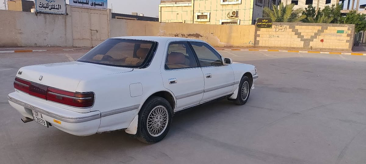 السلام عليكم للبيع سياره كرستا موديل1990 مكفوله من نقل جثه والاصوليات والعيب الشرعي سياره  مشروع وطني سنويه باسمي ل2029 مكينه ونجي كهربائيات كله شغاله سعر 53 وبيه مجال لشراي مكان السياره ناصريه سوك شيوخ رقمي   ***********
