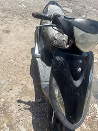 دراجه ماكس عدله للبيع  الدراجه مفتوحه عوزها شوي ترتيبات سعرها 400  بيه...