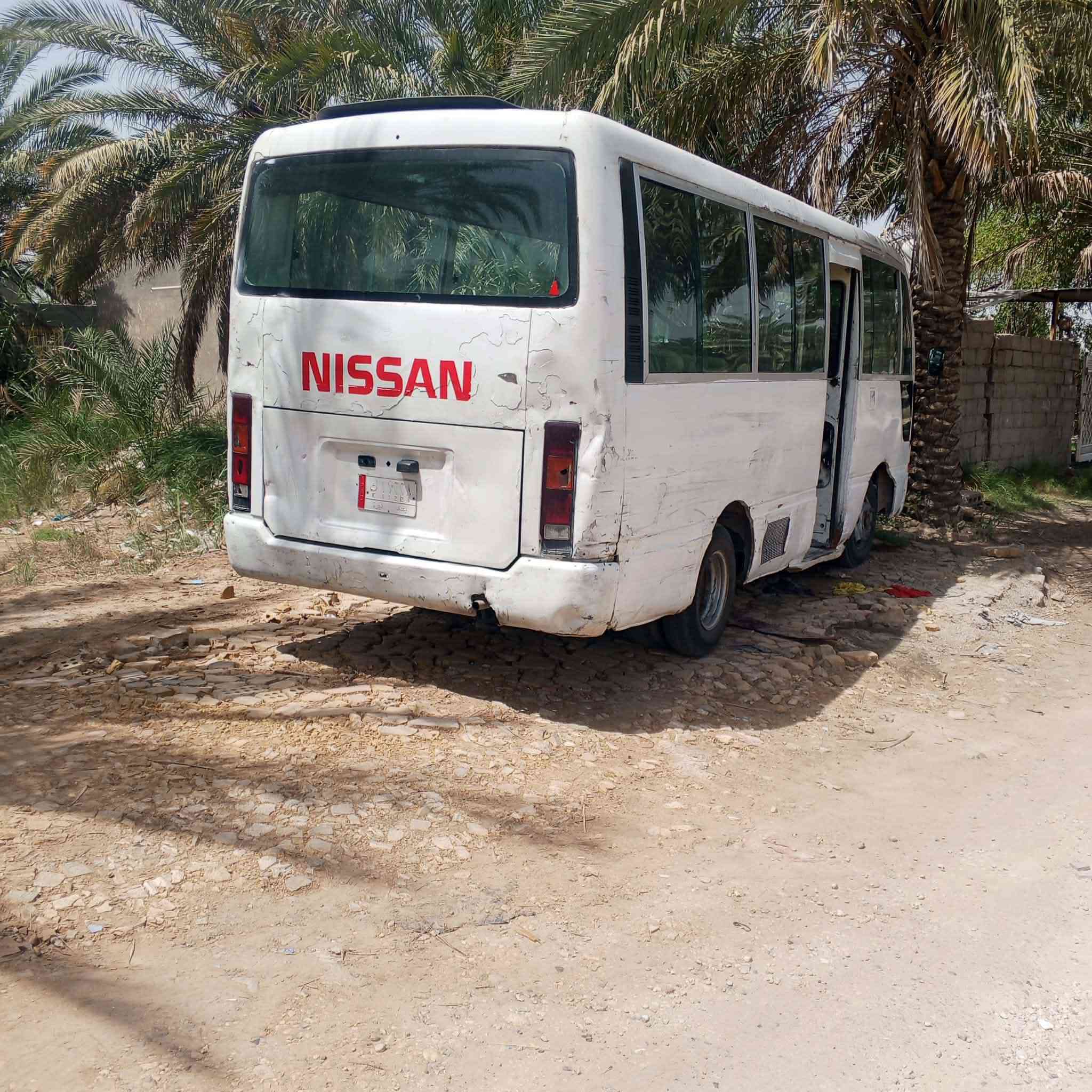 السلام عليكم  سياره كوستر نيسان 2002 مكينه بنكو مالك موجد السعر 55 وبيه مجال رقم الهاتف واتساب  ***********
