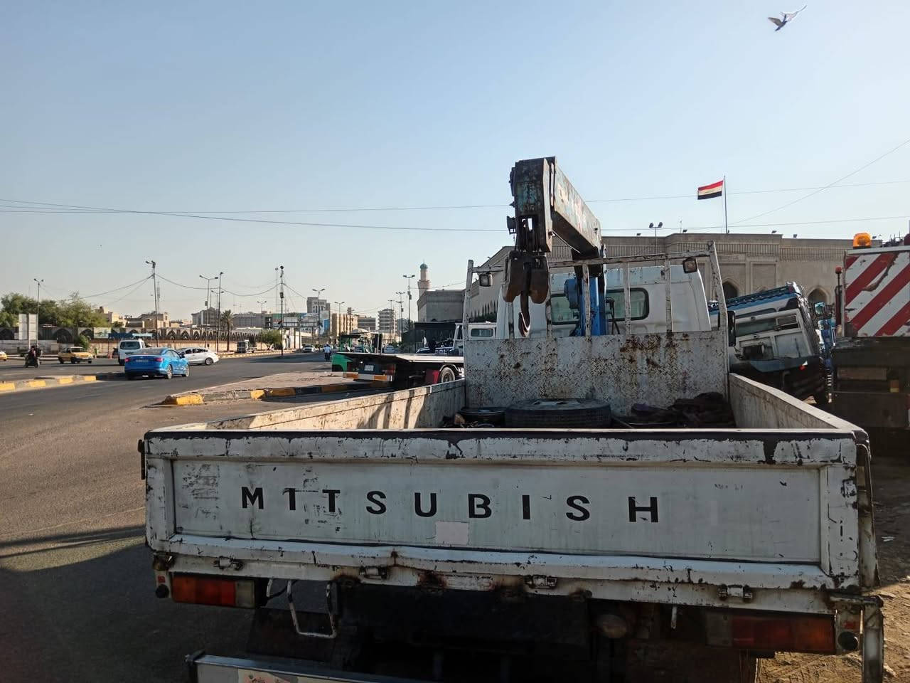 موديل ٢٠٠٣ أوربية يمنة ومحورة يسرة كرين تادانو ٢٩٠٠  سلايدين رقم انكليزي سنوية إلى ٢٠٢٩ باسمي كرين بالسنوية ٣ طن السعر  ١٢٠ ورقة للاستفسار الاتصال على الرقم ***********
