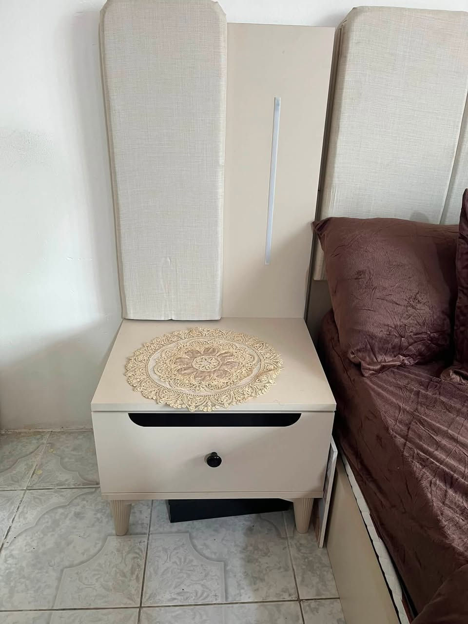 غرفة تركي للبيع
نظام ابواب 🚪

5 قطع 🧩

السرير مخزن 🛏️

انارة داخل الكنتور وبجانب السرير 💡

نظافة95‎%‎💯

استخدام جداً قليل 💕

الموقع بغداد 

السعر500


**إذا كنت صاحب هذا الإعلان وتريد حذفه لأي سبب، رجاءا أرسل رسالة إلى الدعم الفني**