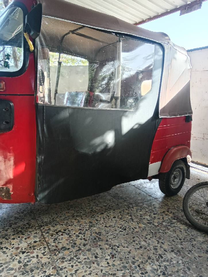 السلام عليكم تكتك للبيع موديل 18 ارقام انكليزي هزه جديده تحويل مباشر بسمي محرك خير من الله كشر نضيف خياس مابي تخم تاير جبلي كهربائات كامله مسجل مدوشم جاهز للشغل السعر 4850 او بي مجال قليل العنوان ابو غريب النصر ولسلام
***********
***********
