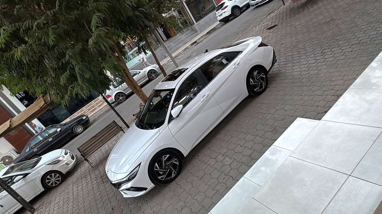 السلام عليكم و رحمة الله و بركاته
النترا تجميع صين ٢٠٢٤
ماشيه ٦٠ الف قابل للزياده 
بدون اي ضرر فقط طخات بسيطه بالدعاميات 
ملاحظة ( كشن كهربائي ) 
رقم سليمانيه باسمي ثاني يوم تحويل 
سياره بدون اي مصروف و نظيفه كلش 
مكان السياره كركوك بيهه بطاقة بانزين 

الواتساب ***********
السعر ١٤٠ مجال بسيط ..
