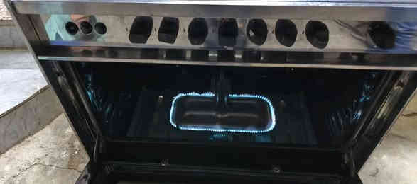 طباخ مصري بوري شغال كامل فرن عيون 
السعر 165بي مجال 
***********
العنوان موصل جانب الايمن
