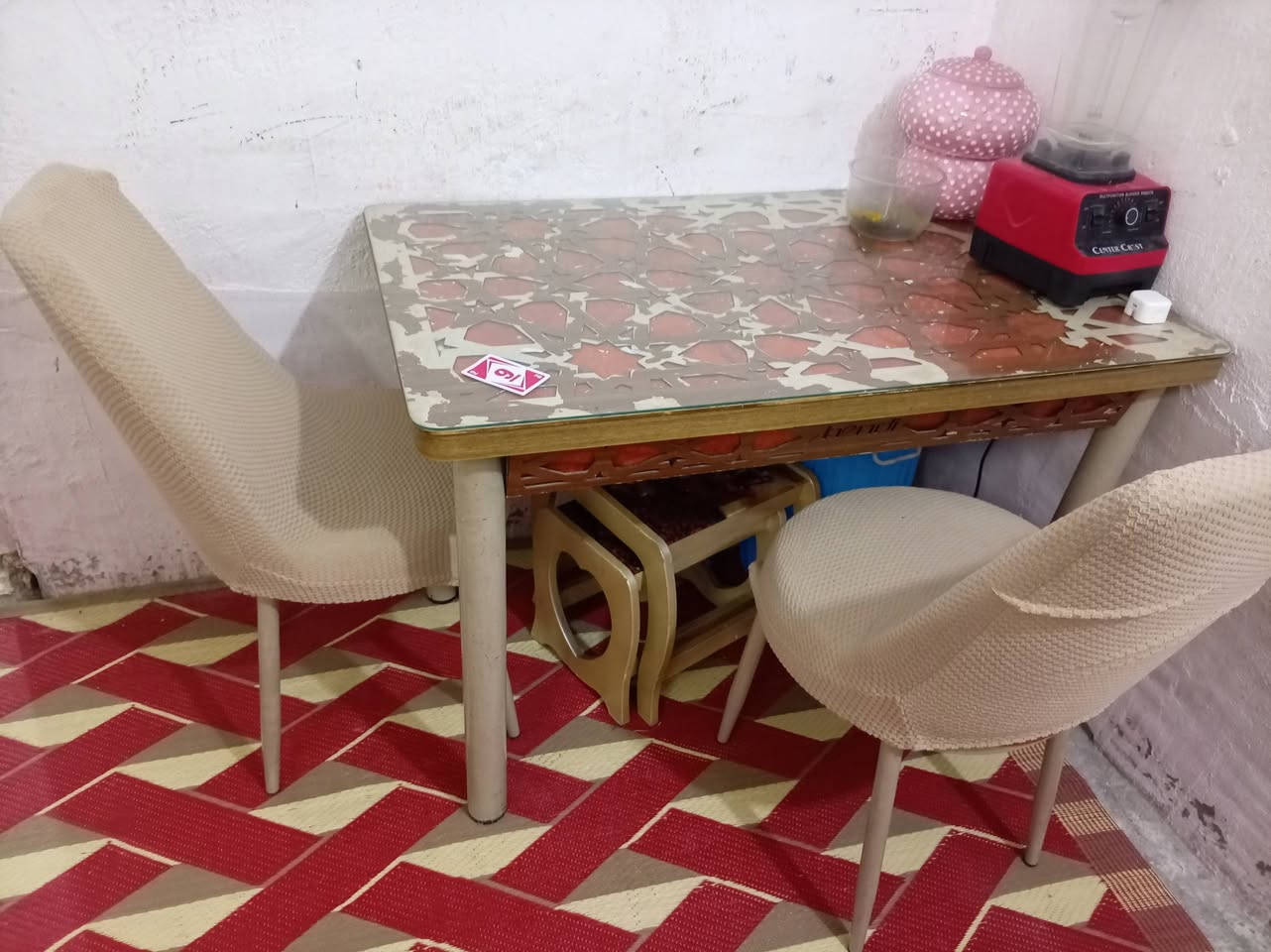 ميز واربع كراسي ب50 مابي اي ضرر لابي ولابلكراسي


**إذا كنت صاحب هذا الإعلان وتريد حذفه لأي سبب، رجاءا أرسل رسالة إلى الدعم الفني**