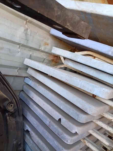 السلام عليكم للبيع صوبات عدد/5  وميوزه عدد/20 المكان بغداد        حي أور الاستفسار ***********
