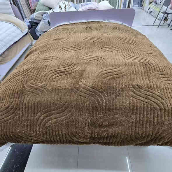 🔥😍غطوة نفرين الثقيلة والحجم الكبير ابو الوجهين صارت بـ 8,000 فقط 🔥😍😍😍بأكثر من لون ❤️😘
العنوان : سماوة، حي العمال، مقابل حسينية ام البنين (ع) ✅ مجمع سيد الأسعار للمفروشات والستائر ❤️
ملاحظة : يوجد توصيل جميع المحافظات ✅
للطلب : *********** واتساب

  او: ***********
