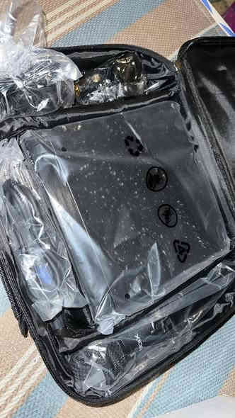 اسلام عليكم  عندي جهاز  مايكرفون الاسلكي الاصلي جديد غير مستخدم عدد ثنين مواصفاته مع الصور للبيع ***********
