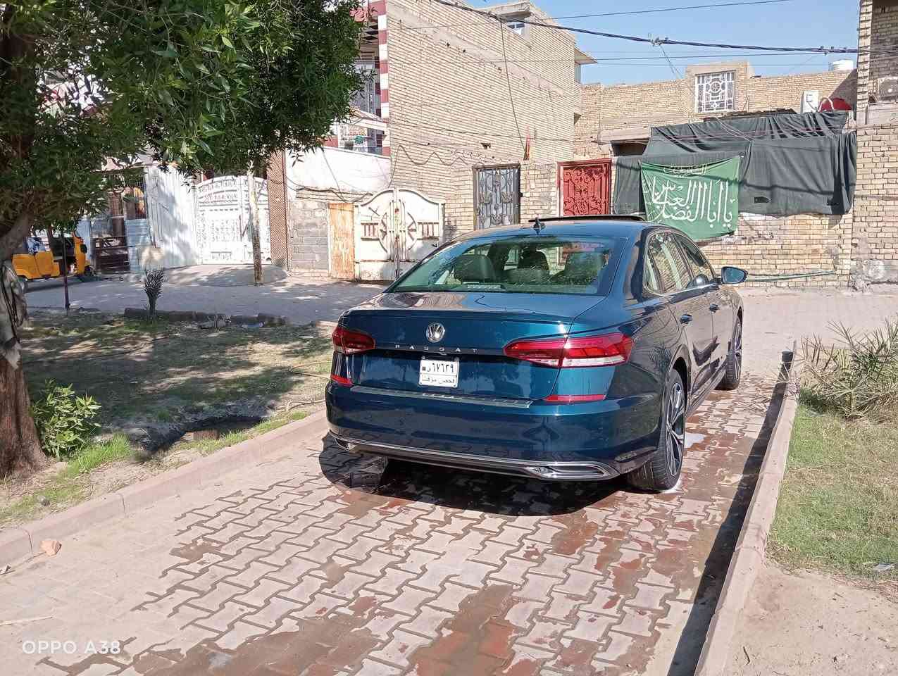 السلام عليكم للبع اومراوس حسب القناعه فولكس واكن باسات 2022 se فول مواصفات 1/1
صور الحادث مرفقة مع الصور  شرط بدون دوخل شواصي لغوده كفالة  رقم بغداد دولي سنويه بسمي

المواصفات : بصمة / سلايت / كشن كهرباء / ويل كروم /لايت زينون عدسات / تحكمات ستيرن فول / ماسحات ذكيه / مرأة مضلله عند الإنارة القوية / كشنات جلد / كشنات تدفئة / قيادة ذاتية  نظام Eco محرك 2000 تيربو  تبريد امامي خلفي ثلج

الاتصال على  *********** السعر 185وبيه مجال قليل العنوان بغداد الطالبيه
