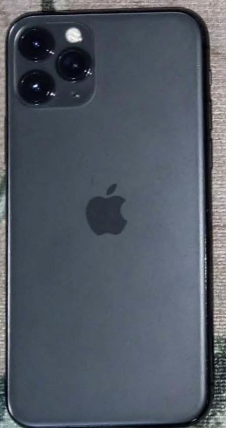 ايفون ١١برو ماكس بطاريه ٧٨ مكفول من التبديل نموذج mالاصلي 
 (بي فطر بلكلاس فقط ما يأثر ع لمس جماعه الايفون يعرفوها )

السعر٣٧٥ وبي مجال 
مكاني ديوانيه


**إذا كنت صاحب هذا الإعلان وتريد حذفه لأي سبب، رجاءا أرسل رسالة إلى الدعم الفني**