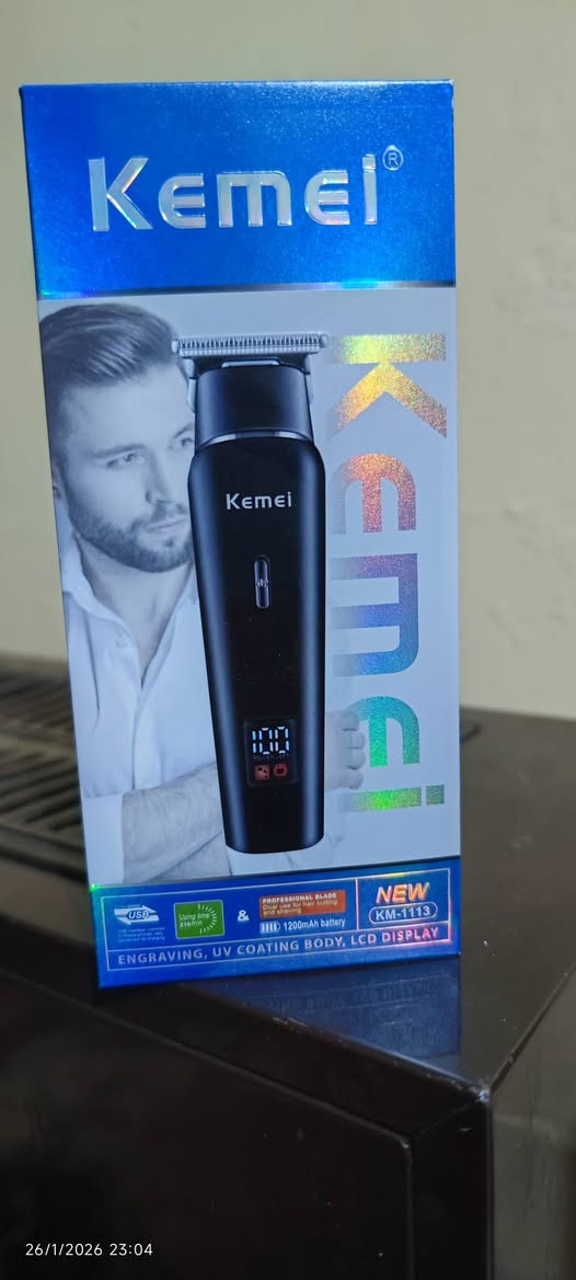 مكاين حلاقه للبيع نضيفه والميز هم نضيف مكاني كركوك***********
