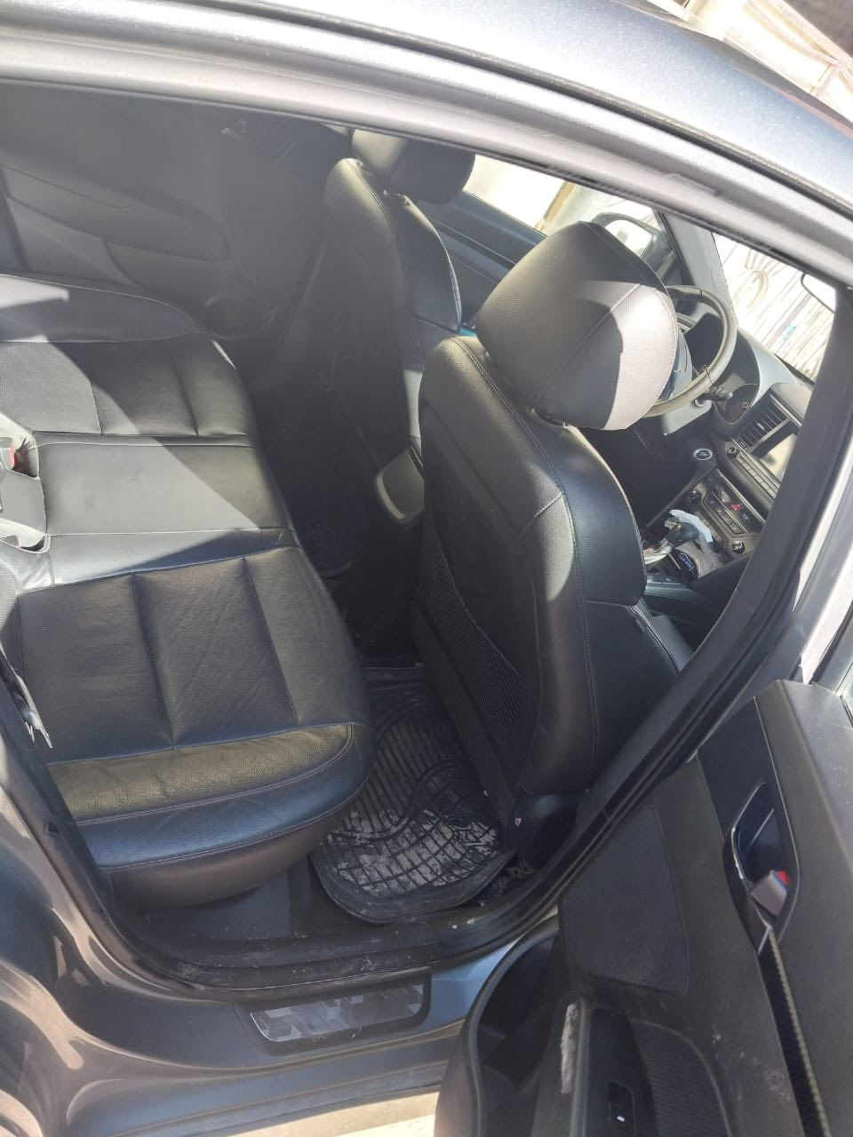 يا الله
سلام عليكم 
النتره 2018سبورت محرك2000
دوش
فول خنك للاخير
صبغ 3 قطع حادث صطحي
سونار مرفق بلمنشور سياره جازه للاخير حداديه كير مكينه كفاله تحويل مباشر 
سعر120
***********
