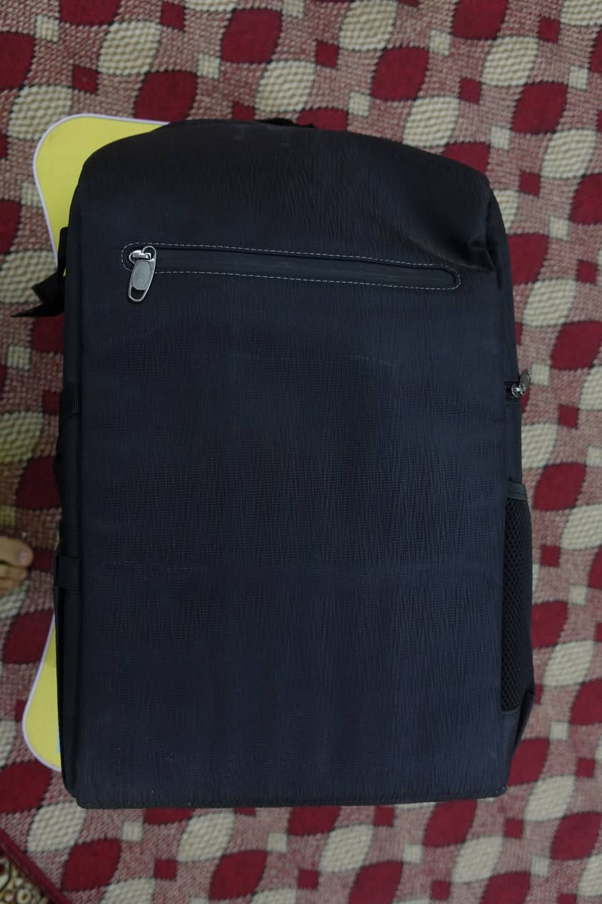 🟥 للبيع مكاني ،، ديوانية
🔴 فلاش V 1 كودوكس مع كامل الملحقاته
🔴 بطارية نيكون تعمل على موديل 7500 ، 7000 ، 7200 ، 7100 ، 600 ، 800 ، 850، 500 
🔴 حقيبة كتف 
🔴 حقيبة ظهر غير مستخدمة (فيها مكان خاص للابتوب)
🔴 حقيبة ظهر حجم متوسط (مكان خاص للابتوب او والايباد)

للاستفسار مراسلة الحساب او. الاتصال واتساب 
***********
اتصال فقط 
***********
