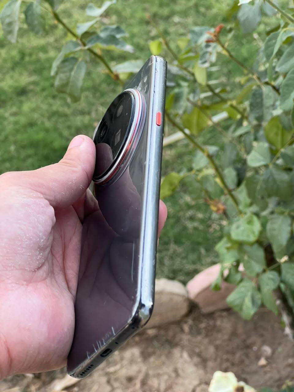 Tecno Camon 40 Premier 5G
جهاز شرط ذاكره256
رام24
ببجي120فريم
شاشا144هيرتز
كاميره100اكس زوم 
نسبت البطاريه98
نضافه80 بل ميه
جهاز شرط بس كاميره اماميه شكل 
300مجال كلش بسيط
***********
