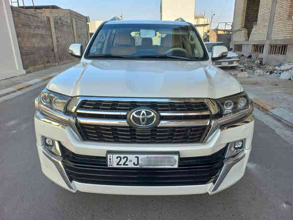 لاندكروز كراند تورنك 2021 بريم رقم اربيل فول مواصفات سيارة جديدة ماشية 62 الف كيلو محرك 6 سلندر بيهة صبغ ربع البنيد وجاملغ الأيسر الخلفي بدون دواخل ولا تبديل مواصفات 
كشنات جلد مغلفة قماش كراسي ثنين كهرباء طفاية انارة تحت القدم حساسات خلفي أمامي مري شفط وقلاب  8 ايرباك  تشغيل عن بعد شاشات أندرويد رادار وباقي المواصفات معروفة للبريم بيع فقط العنوان الفلوجة 
السعر 550$ مع المجال 
***********
