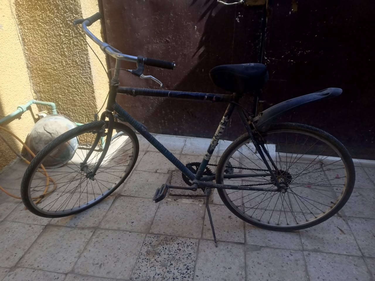 السلام عليكم بايسكل ياباني حجم27السعر65جوابه وتايرات جدد


**إذا كنت صاحب هذا الإعلان وتريد حذفه لأي سبب، رجاءا أرسل رسالة إلى الدعم الفني**