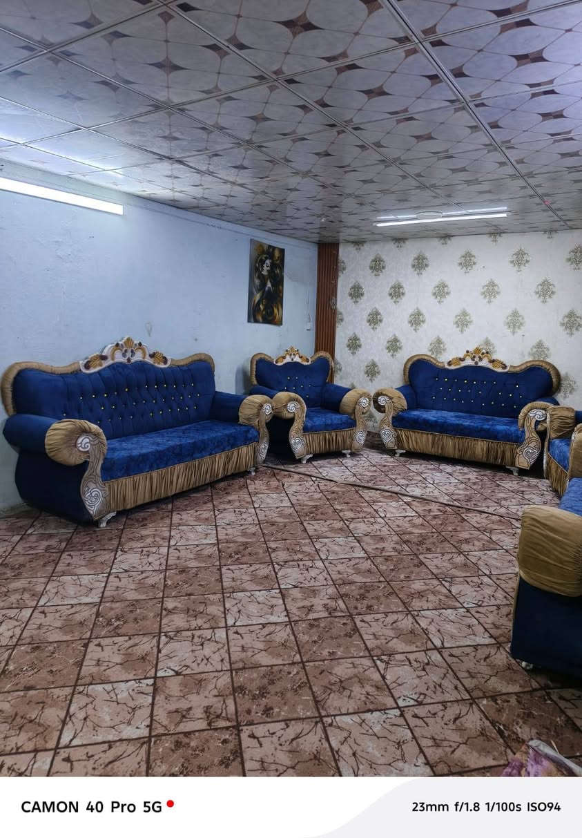 تخم ملكي 10 نفرات تسكام  السعر 275 وبي مجال نضيف جدا بدون ضرر المكان الكاظمية للاتصال *********** يوجد توصيل
