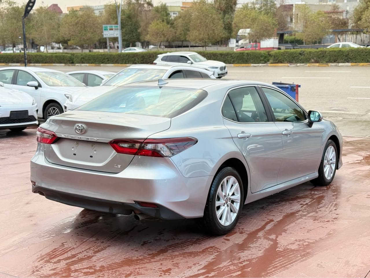 2024  𝐓𝐎𝐘𝐎𝐓𝐀 𝐂𝐀𝐌𝐑𝐘-LE 

تويوتا كامري موديل : ٢٠٢٤ 

السعر : 205$ ورقة ومجال بها 

اللوان : سلفر 

عداد المسافة :  19 الف 

حجم المحرك : 2.5L ( 4.سلندر )

ملاحظة السيارة :  سيارة بدون حادث 
فقط 2 قطعة كلير امريكي 

كافة الايرباكات  سليمة 

المواصفات : LE  

كاتي تترقم اربيل دهوك سليمانية 

‏‎تفاصيل اكثر الاتصال علی ارقام التاليه  

 واتساب 📞 ***********

عنوان📍اربيل شركة ابوظبي كارس أربيل, العراق
