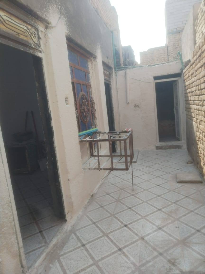 السلام عليكم
بيت خلفي لبيع

مساحه دربونه متر ونص

مساحه بيت 100 متر خلفي

غرفه و ديوانيه و استقبال و مطبخ وصحيات

عنوانه ناصريه مركز حي فداء شارع مدارس

سعره 55

مقاطعه 21

999


**إذا كنت صاحب هذا الإعلان وتريد حذفه لأي سبب، رجاءا أرسل رسالة إلى الدعم الفني**