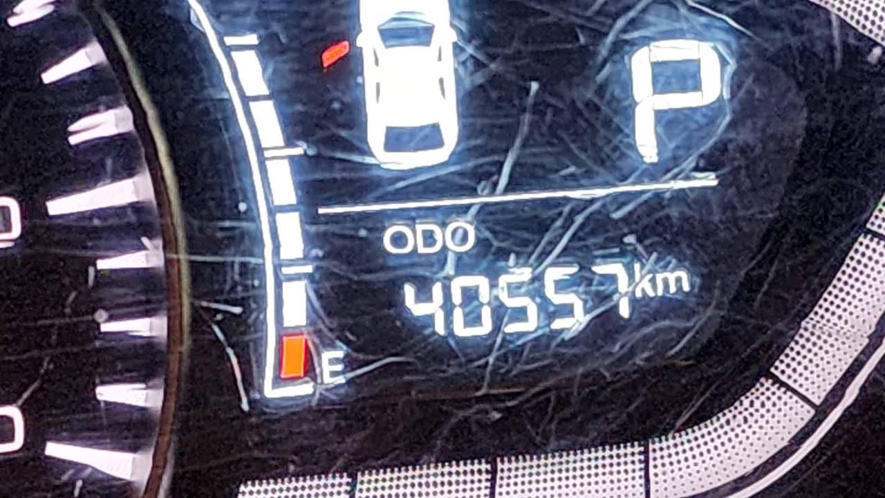 سياره نضيفه البيع اي شي ما بيهه السعر  105.   رقم بغداد هذه الرقم بي واتساب ؛.   ***********
