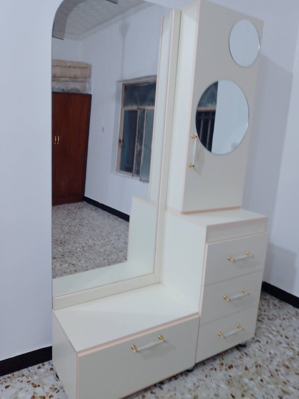 جربايه نفرين تسكام تركي مع تواليت التميز عنواننا للاستفسار مراسله البيج او الواتساب او لاتصال ع الرقم ***********
