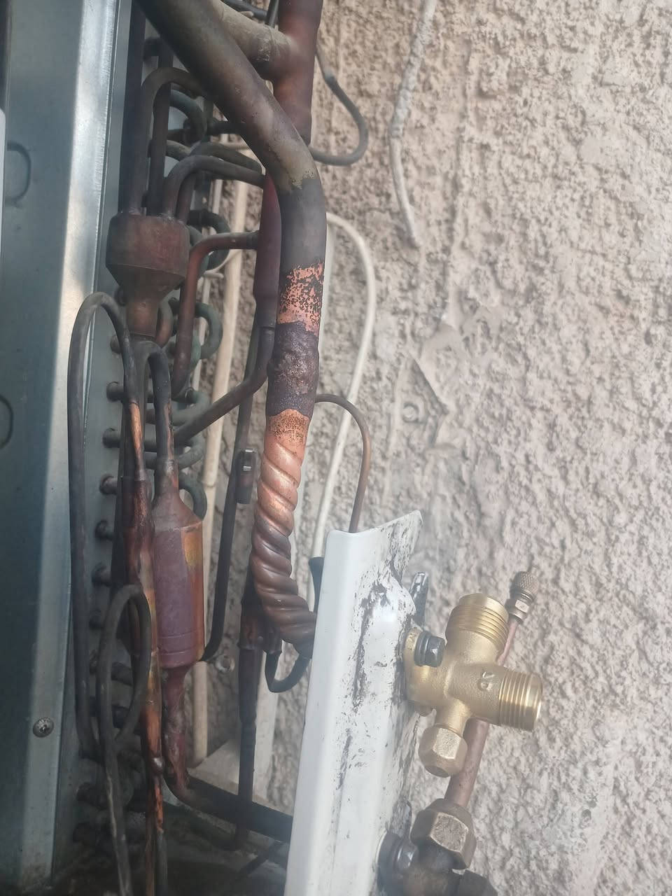 سلام وعليكم
تم صيانه ليك سبلت 3 طن توسوت
وتم صيانه جهاز ميديا انفيرتر 1 طن رمز العطل E1 في منطقه الدوره

ويتوفر

❄️ صيانة | تنظيف | شحن غاز | نصب 💯

🔧 خدماتنا:• تصليح جميع أعطال السبالت• تنظيف وغسل كامل (داخلي + خارجي)• شحن غاز نوعية ممتازة• نصب وفك سبالت• فاكيوم

📍 الدورة 

📞 للاتصال:***********
