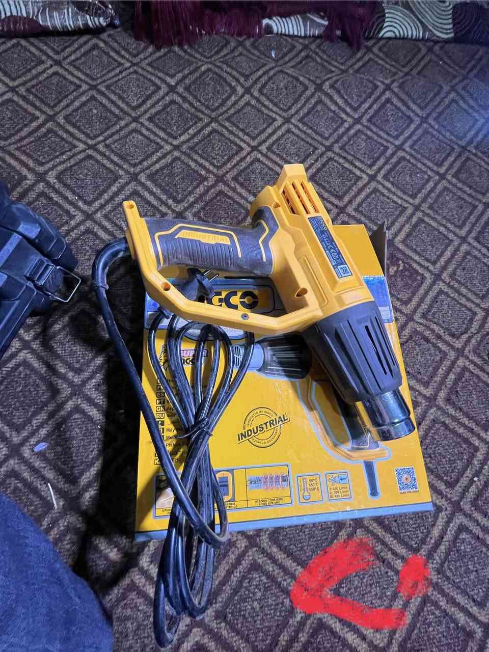 عده للبيع مكتوب علي سعر عله صوره يشتري شلع بي مجال شي قليل


**إذا كنت صاحب هذا الإعلان وتريد حذفه لأي سبب، رجاءا أرسل رسالة إلى الدعم الفني**