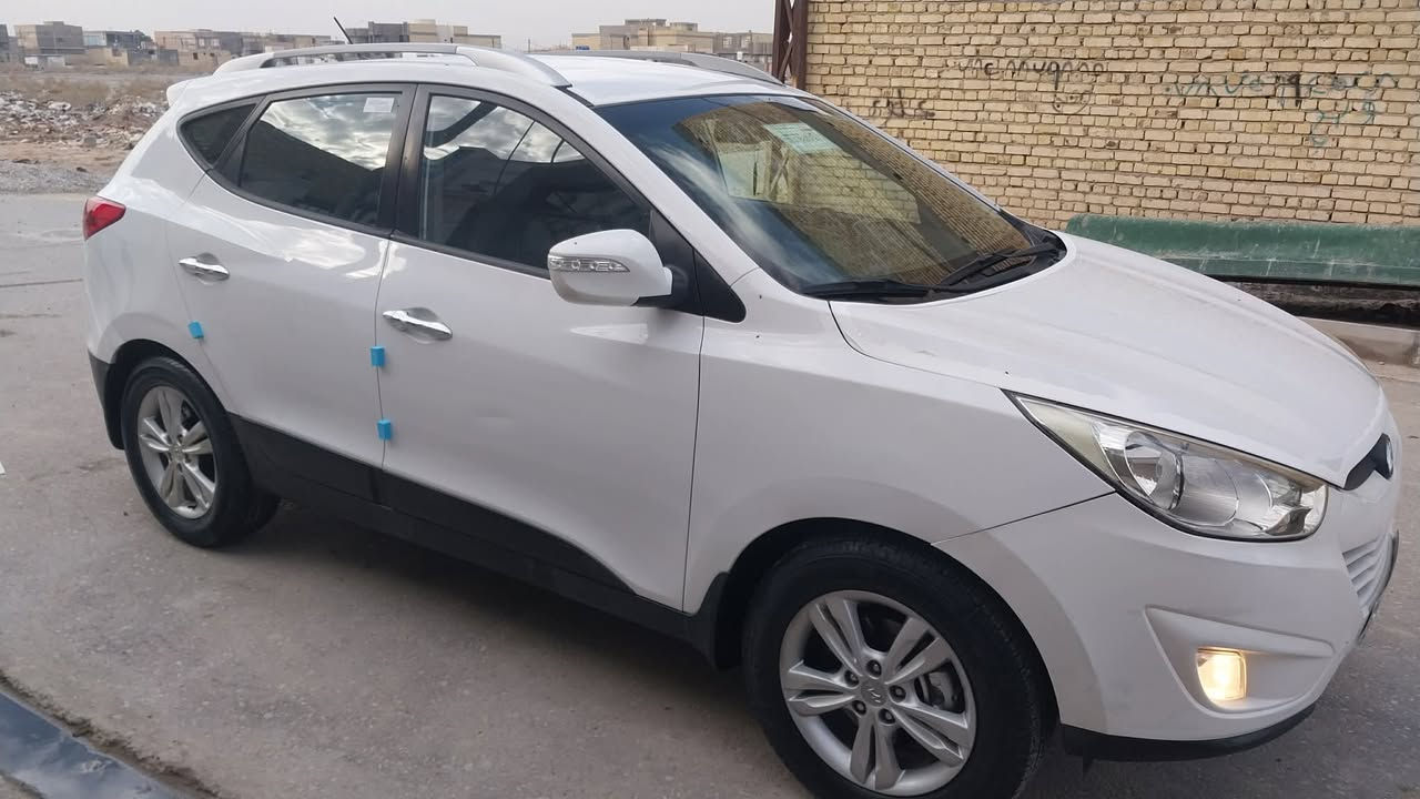 السلام عليكم
السلام عليكم

توسان لبيع

الموديل 2013

مكفوله كفاله 

 رقم ذي قار تحويل ثاني يوم 

جاهزه مكينه وكير وحداديه وتخم تاير وتبريد شرط

الاتصال ***********
