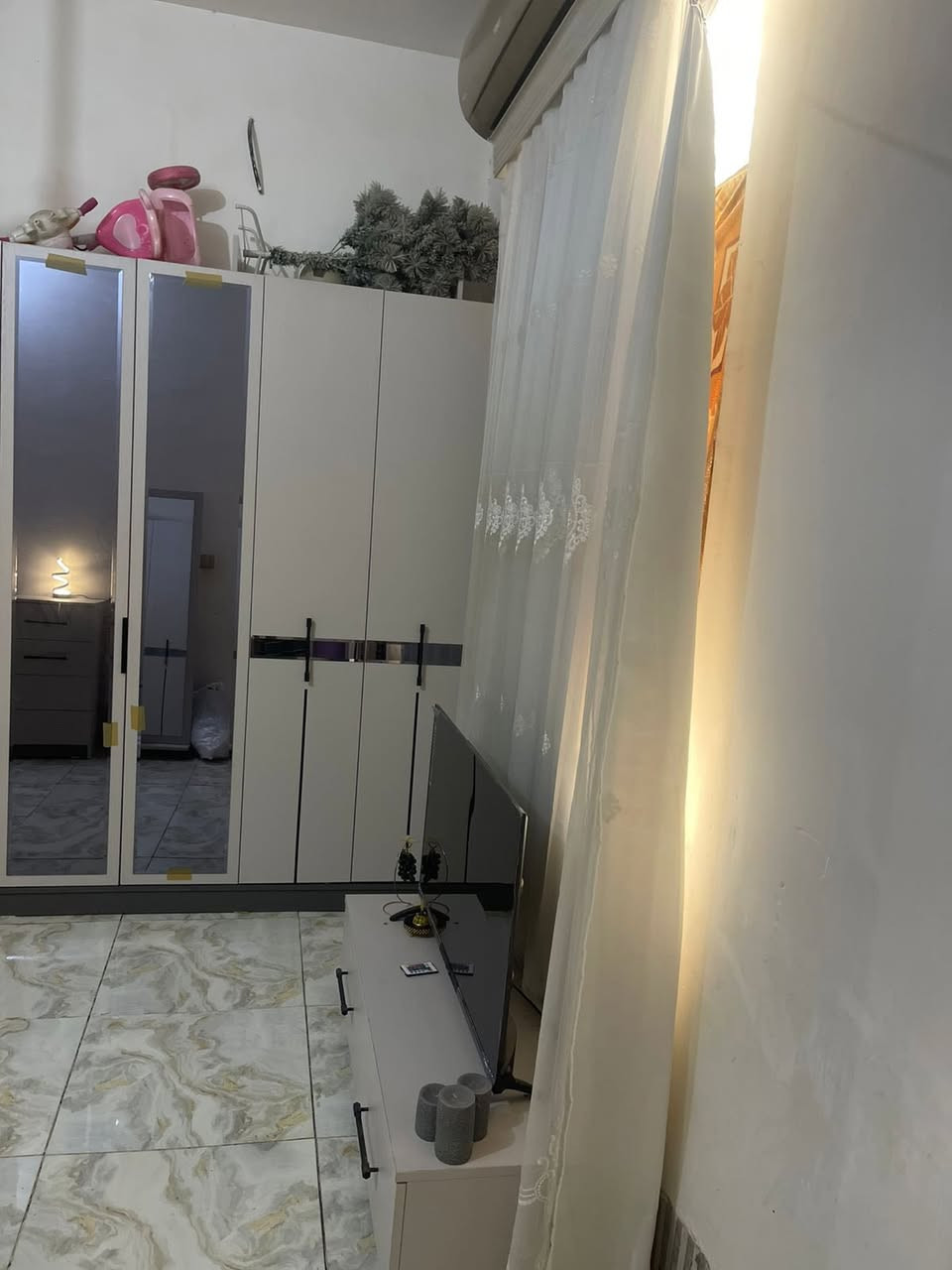 ‏50 متر إيجار العنوان شارع المطحنة مقابل قرية الغدير موقع مميز قريب على السوك جميع الخدمات متوفرة سعر الشهر 175, أي استفسار اتصال على الرقم ***********
