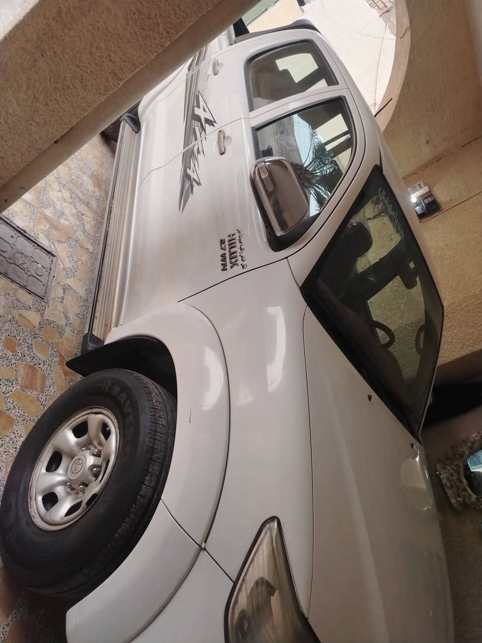 بيك اب فور ويل موديل ٢٠١٣ رقم بغداد ماشيه ٢٠٥ الف اوتوماتيك بيها بارد بس شبرين وشخوط قليله السياره كلش نضيف ***********
