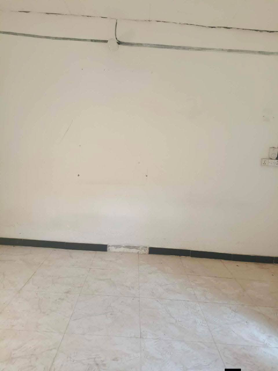 بيت للبيع بالبكرلي ثانيه يم موقف دانه شارع ابو توحه مساحة 60م سند 25زراعي غرفة وهول ومطبخ وصحيات بناء حديث صب كونكريت ب28بي مجال علما البيت فارغ ومجهز تانكي وماطور
‏‪0760 132 8756‬‏
