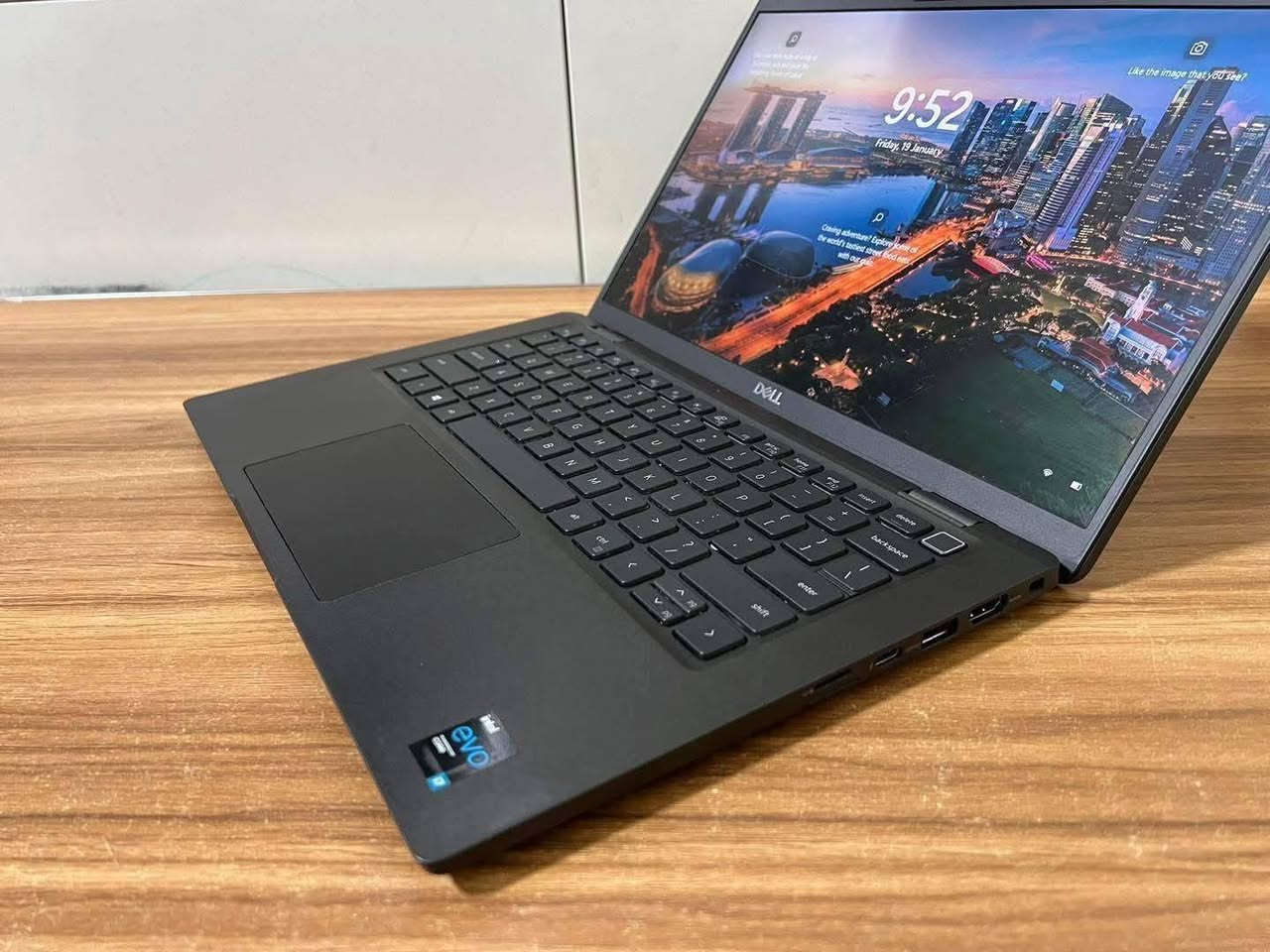 Dell 7420 جيل حادي عشر  
 مناسب للبرامج المكتبية والطباعة والتصفح والدراسة والامن السيبراني وغيرها
. 
 السعر 345 الف مع التوصيل 

.  النظافة شرط اخو الجديد تفحص بيدك واجيك يلة تأخذها 
……………………
 المعالج Core Ci5 -11th  
 ذاكرة الوصول العشوائي (الرام) 8GB 
 التخزين( الهارد) SSD 256GB 
مقاس شاشة(حجم الشاشة)  14
 كيبورد  عربي انكليزي 
…………………………………


**إذا كنت صاحب هذا الإعلان وتريد حذفه لأي سبب، رجاءا أرسل رسالة إلى الدعم الفني**