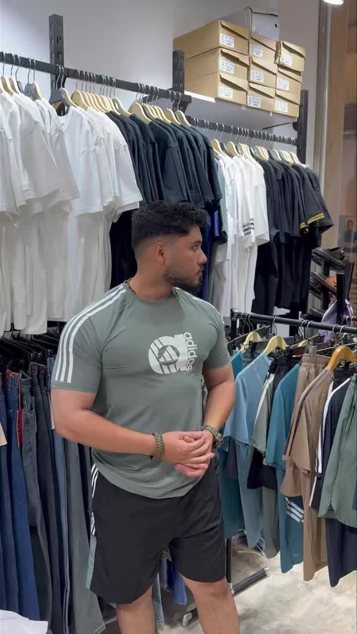 تراك شورت تيشرت وشورت ب20 الف. القياس 
L.XL.XX.3X الالوان بالتعليقات 
المكان زيونه سنتر النور التوصيل 5000 لكل العراق


**إذا كنت صاحب هذا الإعلان وتريد حذفه لأي سبب، رجاءا أرسل رسالة إلى الدعم الفني**