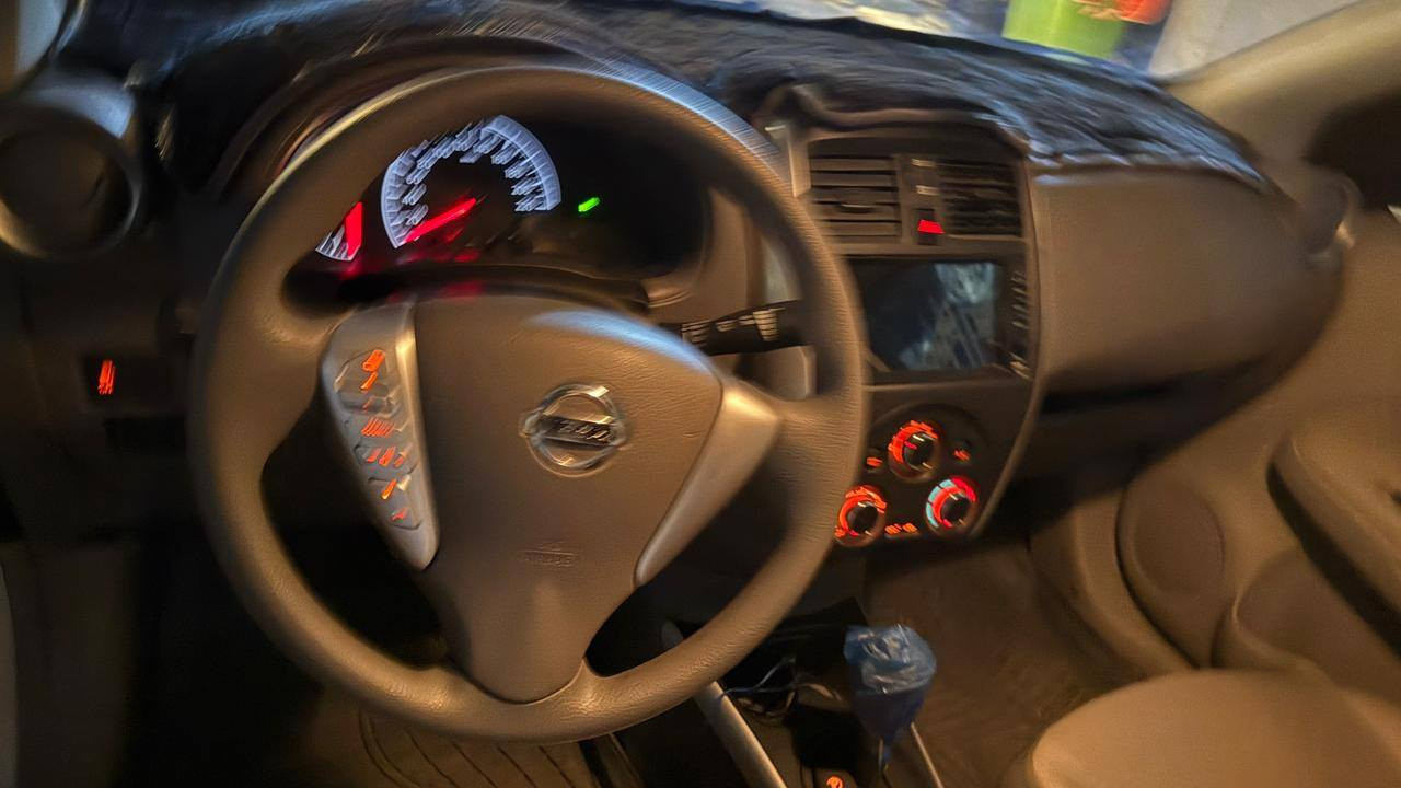 سلام عليكم نيسان سني موديل 2025 فول جديده كله ع وضع الشركه كفاله عااامه ماشيه 20 رقمه اربيل الإنكليزي سنويه 2030 سعره صافي ب 123 مكاني نجف اتصال فقط فقط ***********
