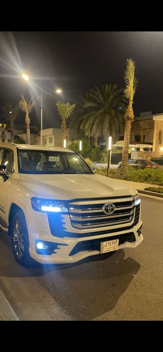 لا ندكروزالبيع موديل 22
ماشيه 69كم
رقم بغداد بسمي
شركه ساز
السعر 63
***********
