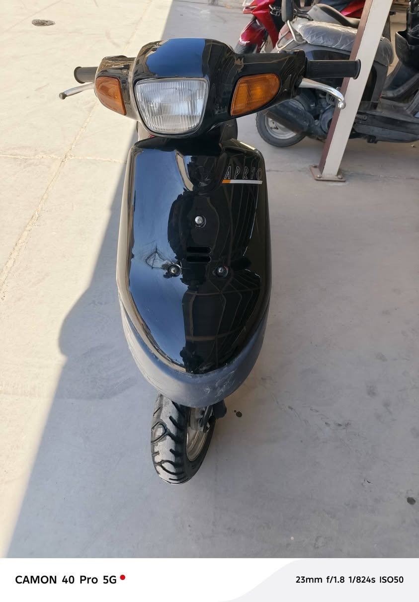 السلام عليكم دراجه بطه للبيع كهربائيات شغاله كفاله عامه سعر 400 وبيها مجال‏‏‪***********‬‏
