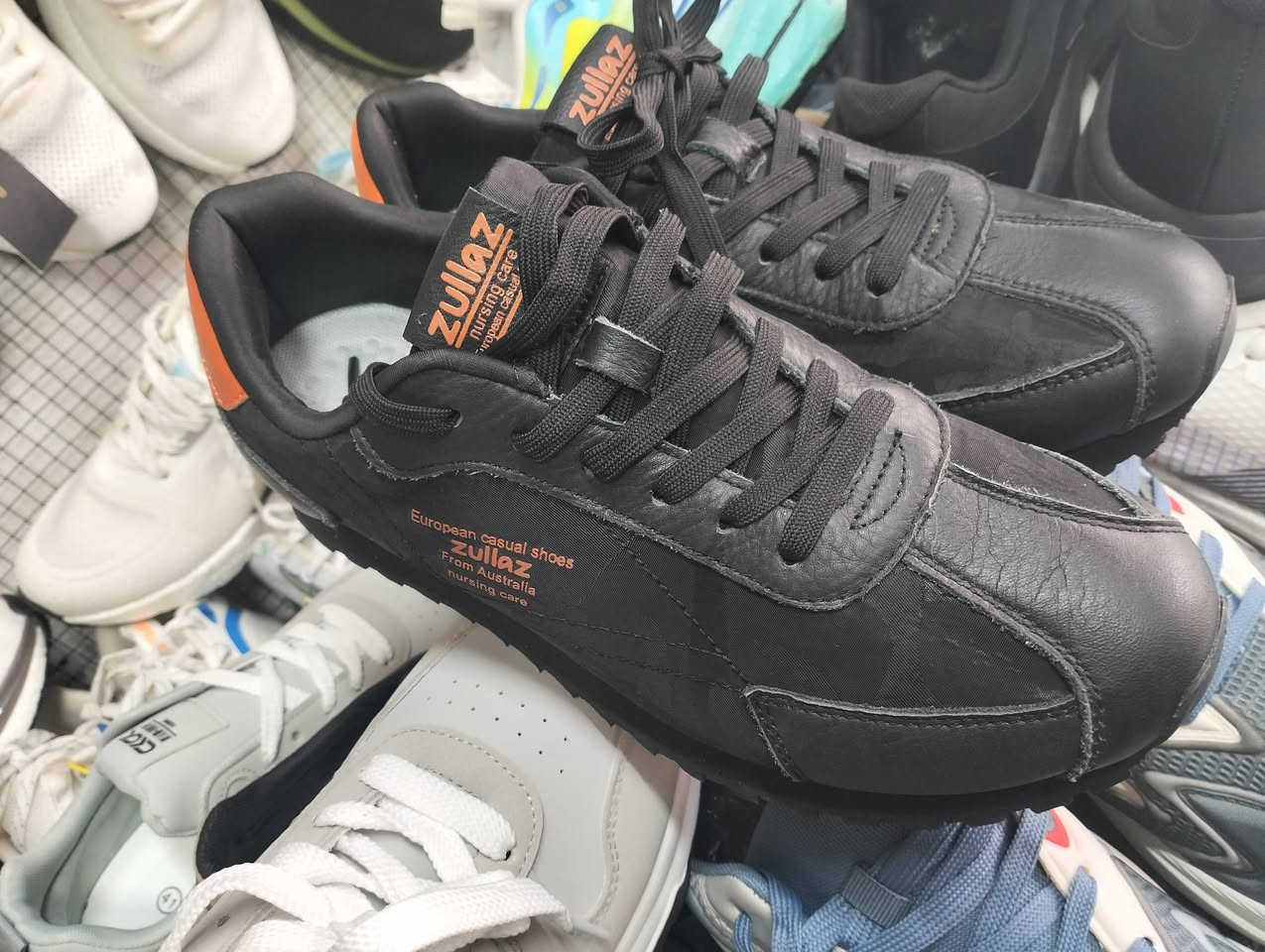 باله جديده في الموصل حي التحرير مقابل جامع ال البيت بل فرع السايدين مال قوزي الصقال اول فرع عل يمين اي استفسار عل وات ساب أو مازنجر ***********
