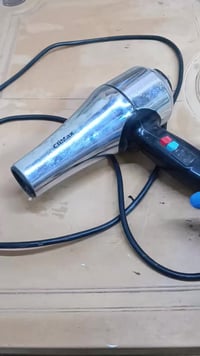 سشوار اصلي • قرب جامع الصدرين