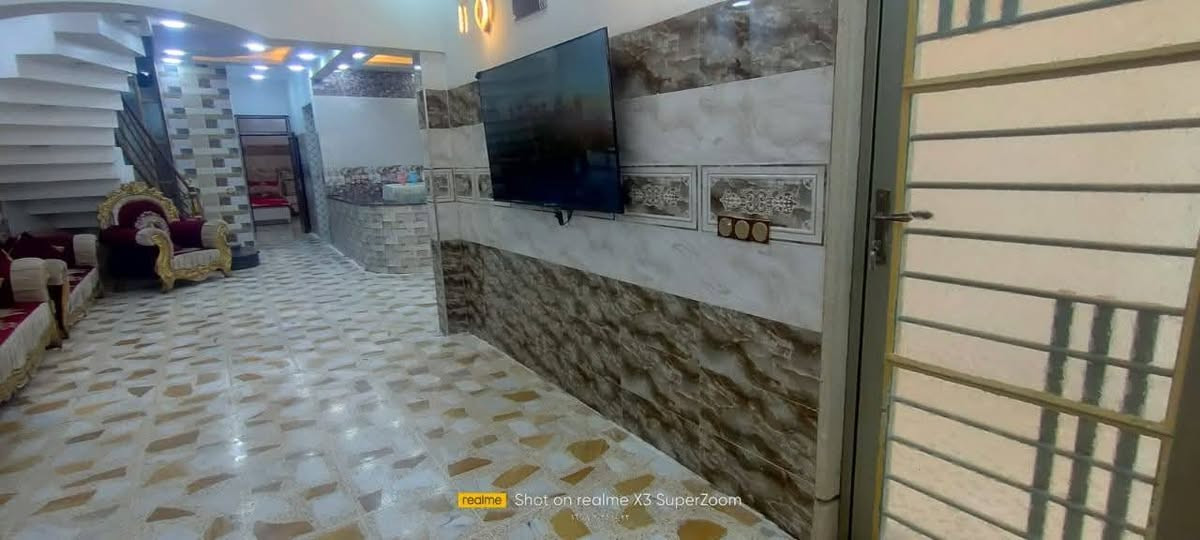 دار للبيع سند طابو
موصل جانب الايسر حي الميثاق قرب مستوصف الميثاق ,المربع الذهبي
قرب الشارع العام 

المساحة:150م واجهة 7ونص

الطابق1  فصال تركي /غرفة نوم سويت+مطبخ + استقبال +هول+ صحيات عدد ثنين + ترك ثنين +مخزن

الطابق 2/غرفة نوم سويت+غرفة نوم  2 مطلة على بكلونة+مخزن+ صحيات +  مطبخ +هول 

بيتونة كبيرة على طول البيت+سطح  كاشي

للتواصل وللاستفسار
رقم الهاتف: ‌‌  ***********
رقم الهاتف:    ***********
