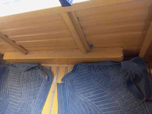 السلام عليكم شباب تكتك بياجو نضيفه كلش مكفوله من الضربه ولصبغ ومحرك مكفول بس ولفات مبدل كهربائيات كلهه تشتغل ما بيهه اي نقص موديل 20 وطالعه بل 23   ورقم وسنويه السعر 3و 600 الاتصال واتساب ***********
