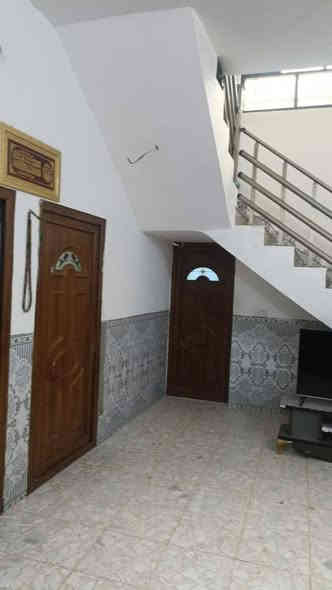 🔸كربلاء  مستعجل ع البيع يرهم مقدمة 50 مليون والباقي دفعات مو اقصاد السعر الكلي 170 مليون وبي مجال  شارع بغداد مقابل جامعه وارث الأنبياء قرب مدينه سيد الأوصياء يبعد عن الإمام مسافه ١٠ دقائق
 قريب جدا من الشارع العام 
المساحة 230 متر 
 نوع العقار سند ٢٥ بأسم المالك تحويل مباشر للمشتري
*********** وات ساب
***********
