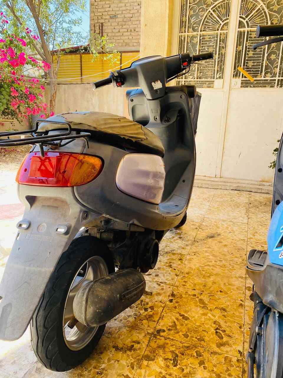 منغولي نضيفه كله شغاله سلف هندر اي نقص ما بيه مكينه ناعمه شلعه معدل تخبل السعر ٤٥٠ وبيه مجال بسيط ***********
